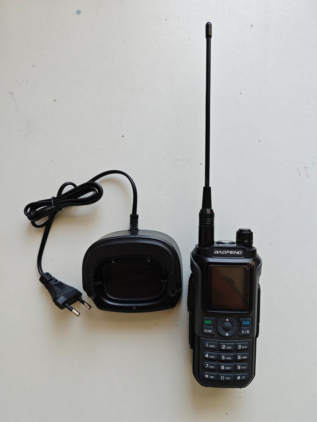 Baofeng UV-21 Pro V2 Portofoon met Oplader, Telecommunicatie, 5 tot 15 km, Ophalen of Verzenden, Zo goed als nieuw, Portofoon of Walkie-talkie