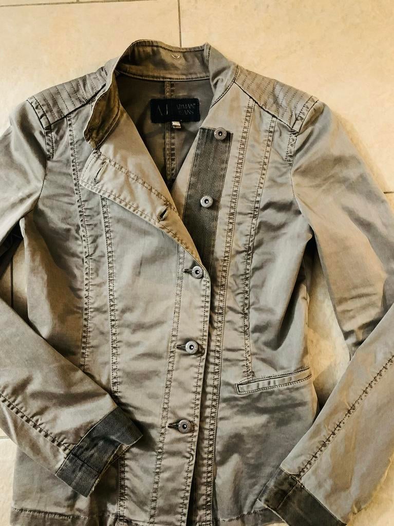 Armani Jeans jasje khaki maat 36 - Zeer goede staat, Kleding | Dames, Jassen | Zomer, Ophalen of Verzenden, Zo goed als nieuw