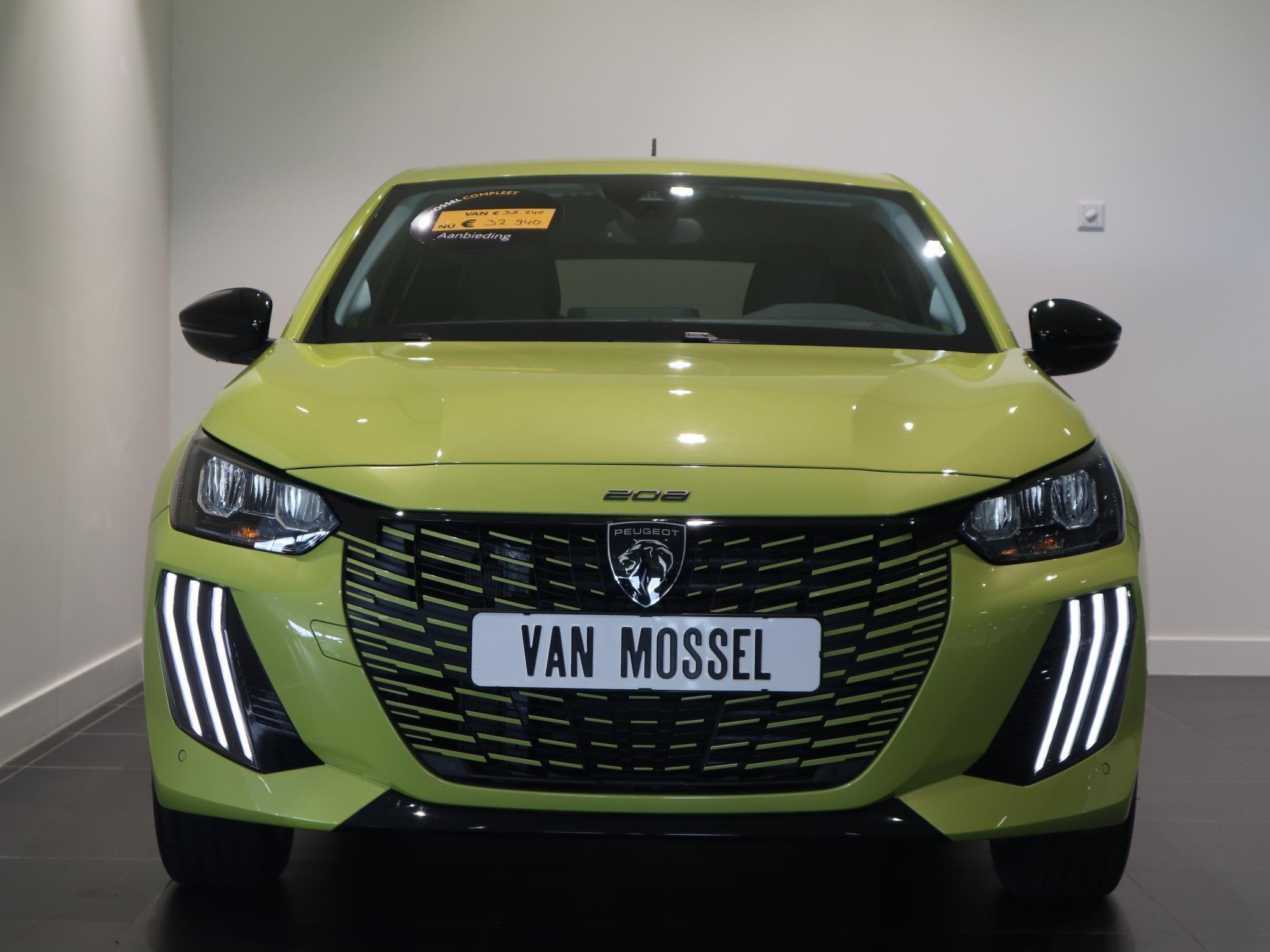 Peugeot e-208 e-Style 50 kWh | Navigatie | Keyless | Parkeer, 12 maanden, 136 pk, Leder en Stof, 190 min
