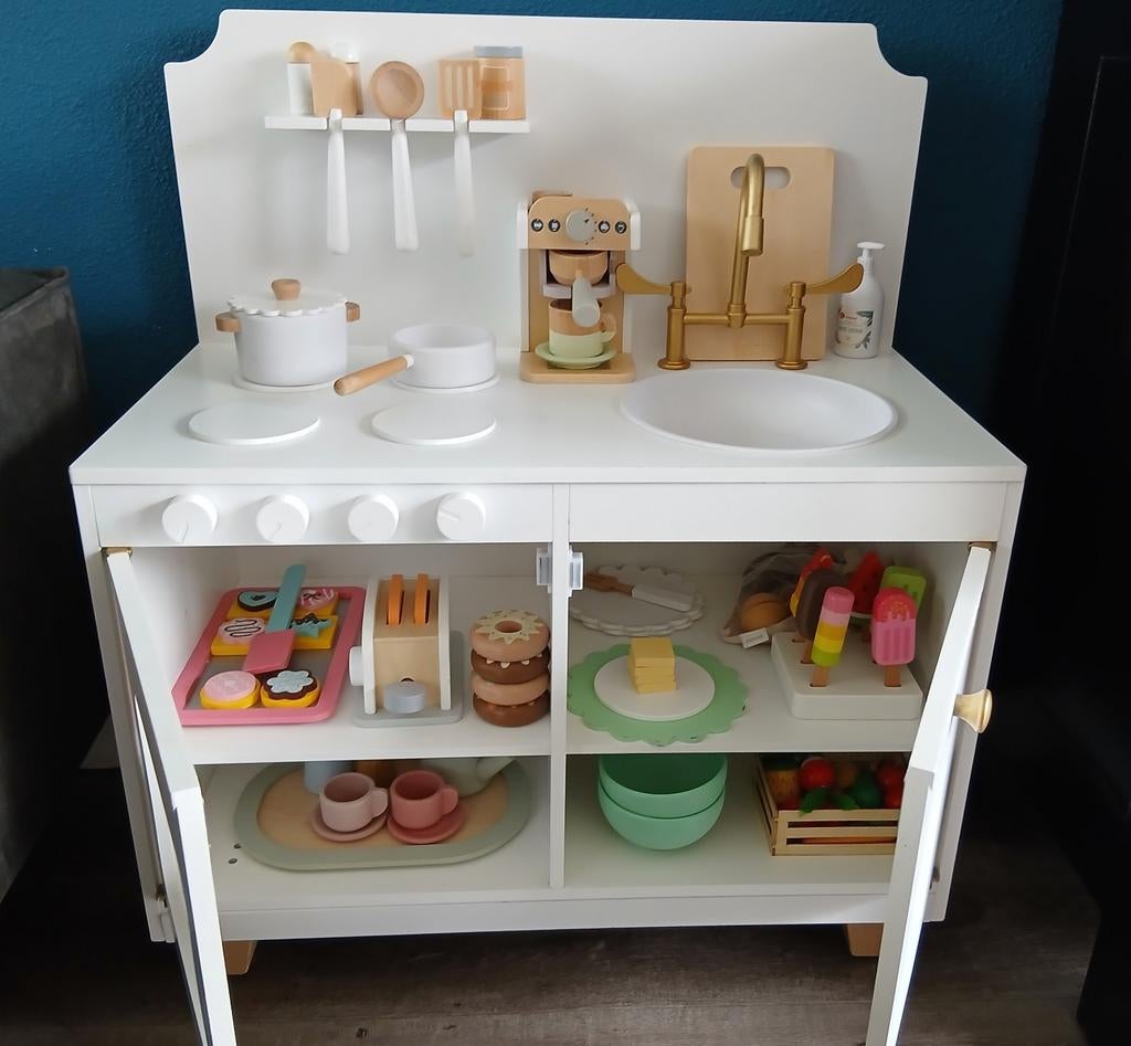 Petit Amelie houten Speelkeuken keuken incl alles, Kinderen en Baby's, Speelgoed | Speelkeukens, Zo goed als nieuw, Speelkeuken