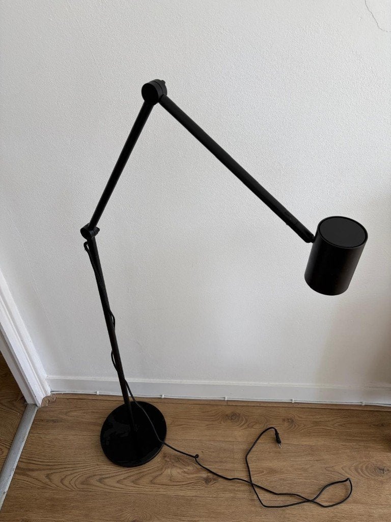 IKEA Sta Lamp Zwart, Ophalen, Zo goed als nieuw, Metaal, 150 tot 200 cm
