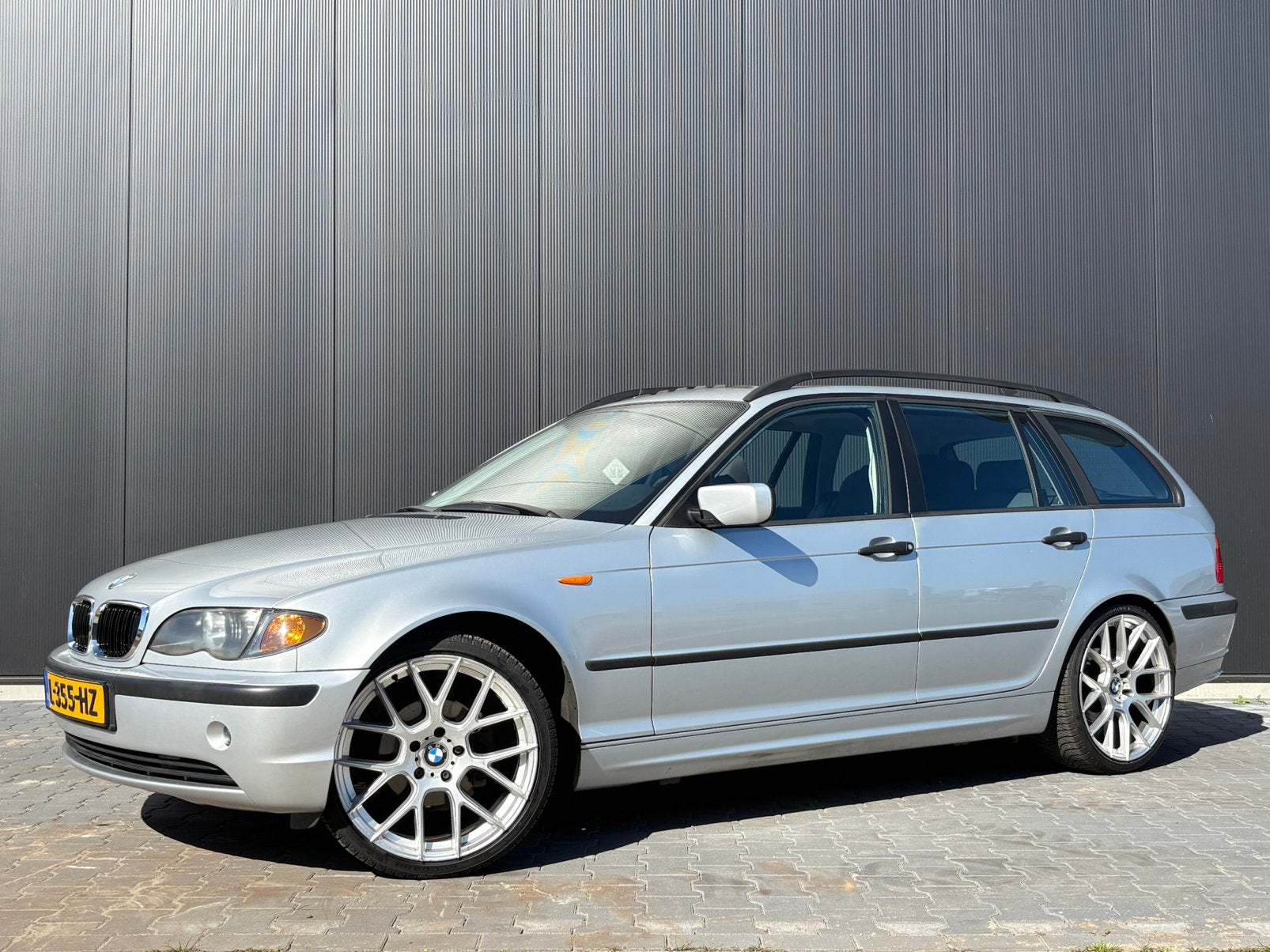 BMW 3-Serie 1.8 I 316 Touring 142000KM Volledig onderhouden!, Auto's, 1250 kg, Zwart, 4 cilinders, 1796 cc