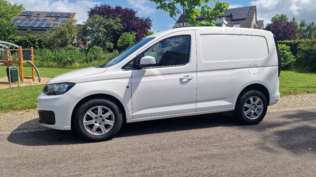 VW Caddy 5 Cargo 2.0 TDI  Euro 6 L1h1 2021, Voorwielaandrijving, 4 cilinders, Volkswagen, Wit