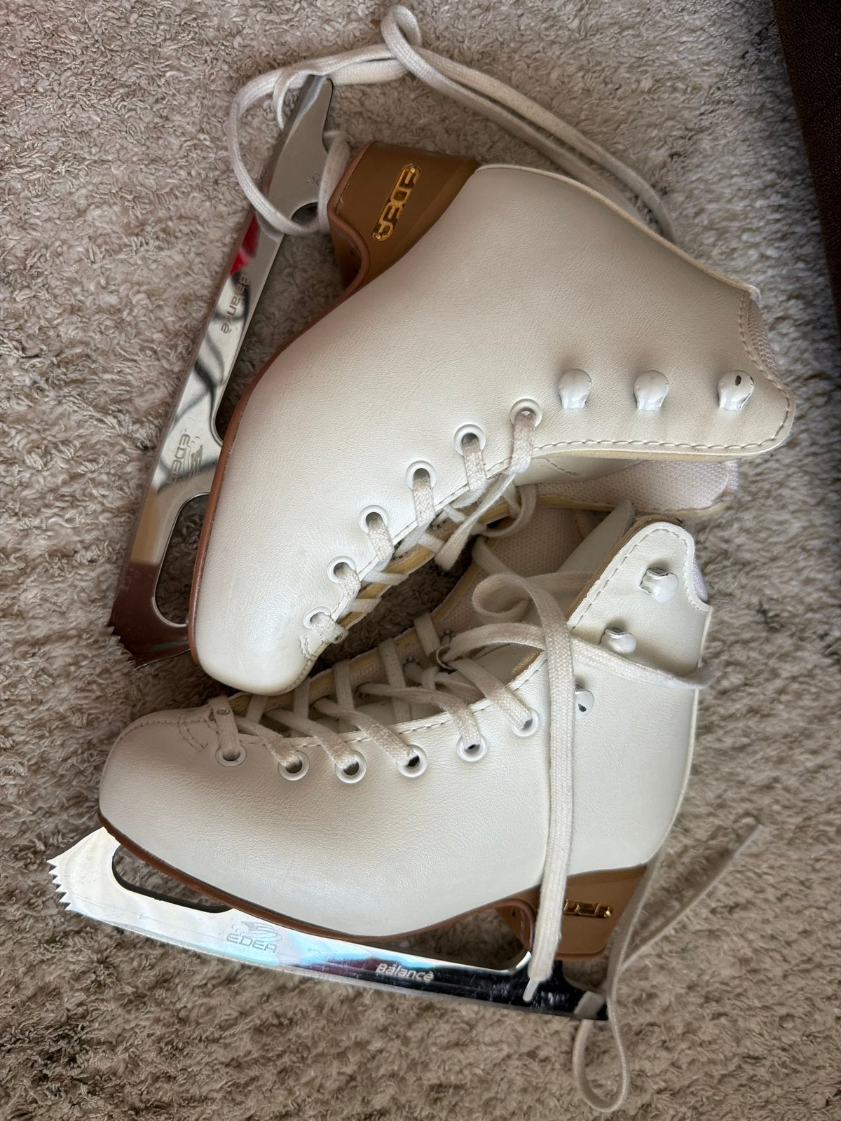 Edea Brio kunstschaatsen maat 205 (EU 32-33) met Balance ijz, Ophalen, Zo goed als nieuw, Kunstschaatsen, Overige merken