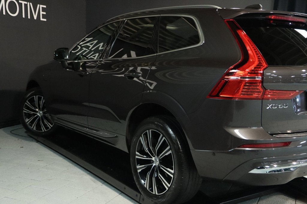 Volvo XC60 2.0 T6 Plug-in hybrid AWD Inscription / PANO / HU, Auto's, Volvo, Automaat, Stof, Gebruikt, 4 cilinders