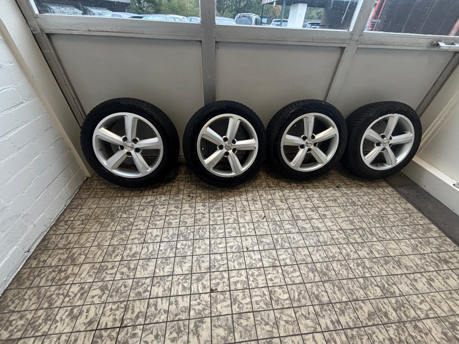 17 inch winterwielenset Toyota Verso, Ophalen