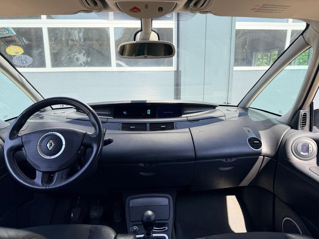 Renault Espace 2.0 16V Turbo | 6 Persoons | NIEUWE APK, 1998 cc, Zwart, 4 cilinders, 2000 kg