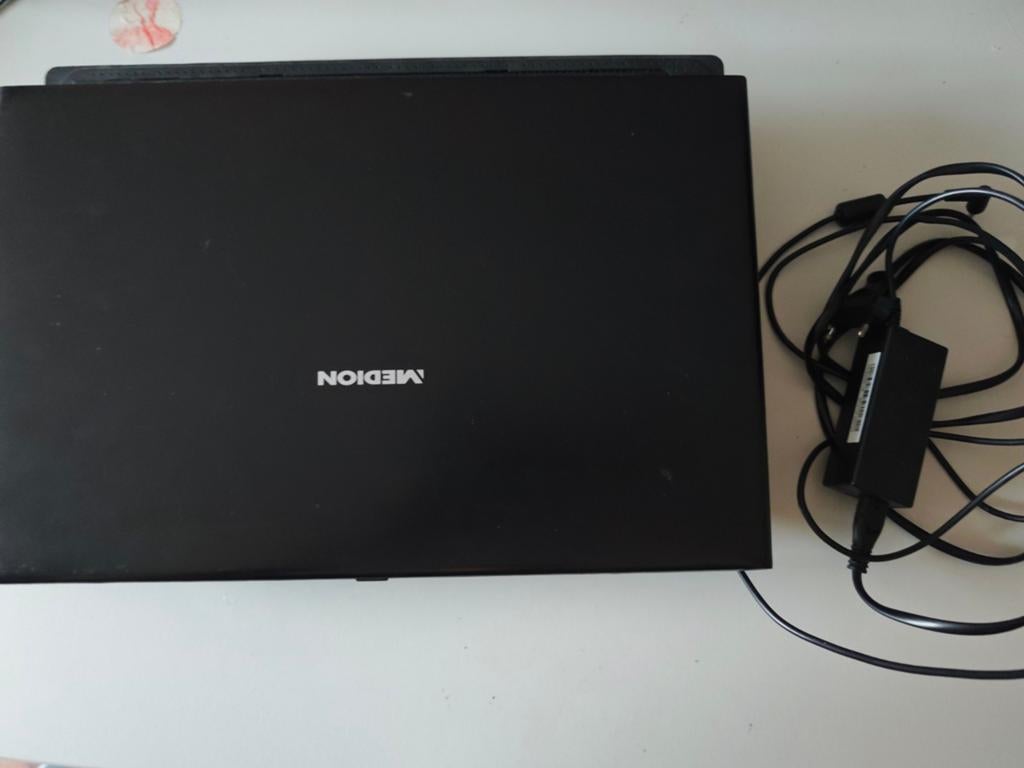 Medion akoya s6421 laptop, Computers en Software, Windows Laptops, Ophalen, 2 tot 3 Ghz, 8 GB, SSD