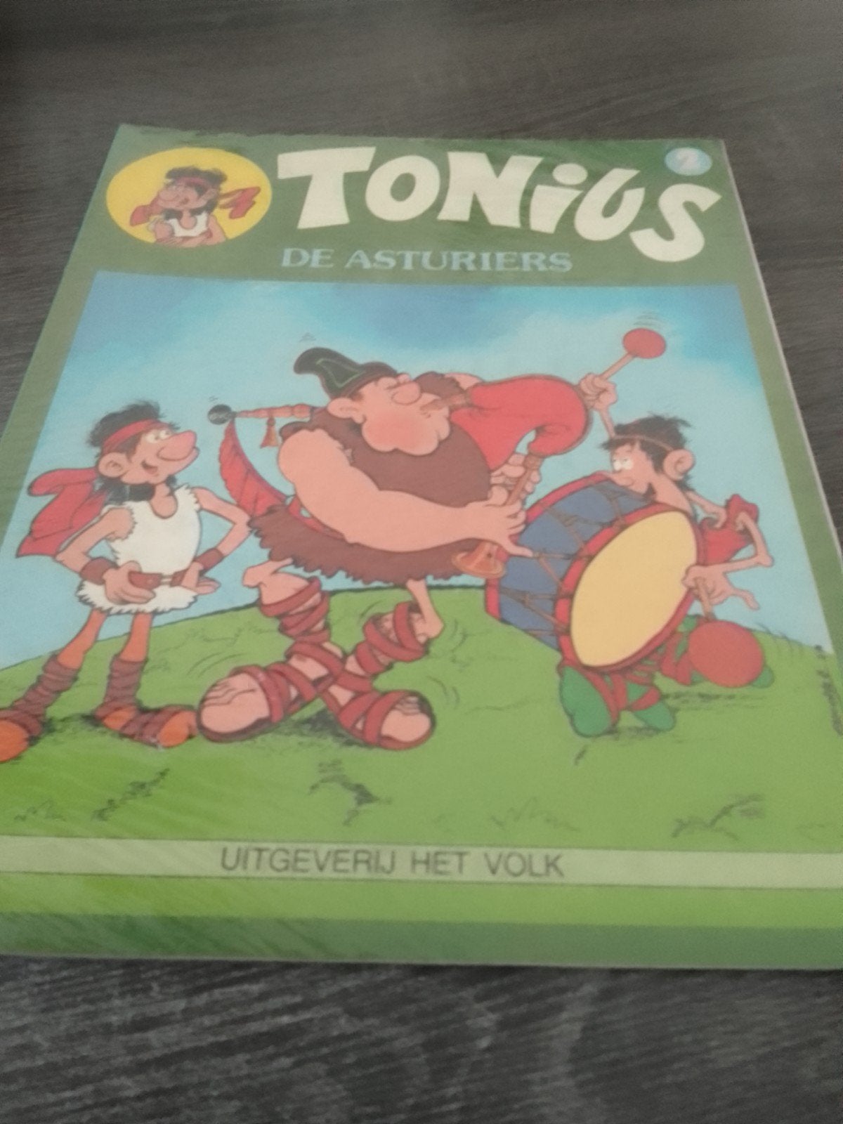 Tonius De Asturiers Stripboek - Uitgeverij Het Volk, Boeken, Eén stripboek, Ophalen, Gelezen, Onbekend