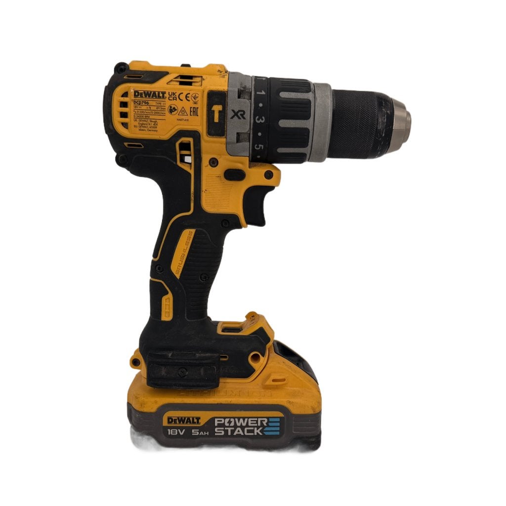 Dewalt DCD796 Boormachine | Inclusied Powerstack Accu, Dewalt, Gebruikt, Support@dewalt.com, 701 E. Joppa Road
Towson, MD 21286
USA