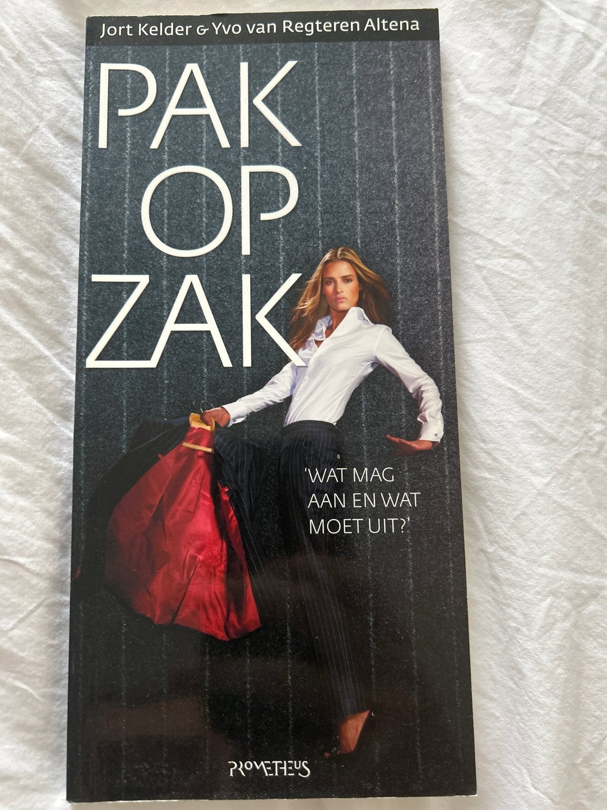 Pak op Zak - Jort Kelder & Yvo van Regteren Altena, Ophalen of Verzenden, Zo goed als nieuw