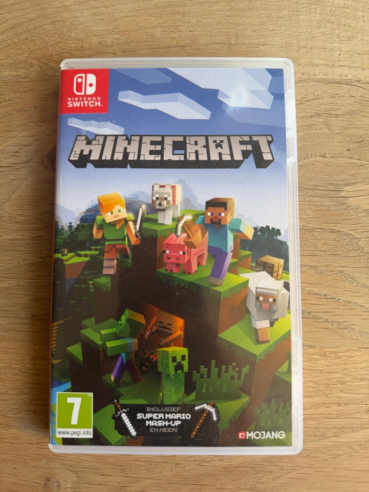 Minecraft Nintendo Switch Game - Zo goed als nieuw, Spelcomputers en Games, Games | Nintendo Switch, Eén computer, Ophalen of Verzenden