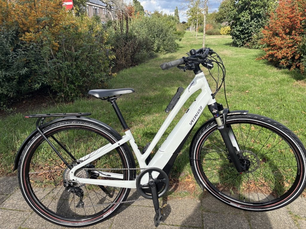 E-Bike Specialized como, Ophalen, Gebruikt, 50 km per accu of meer, Overige merken