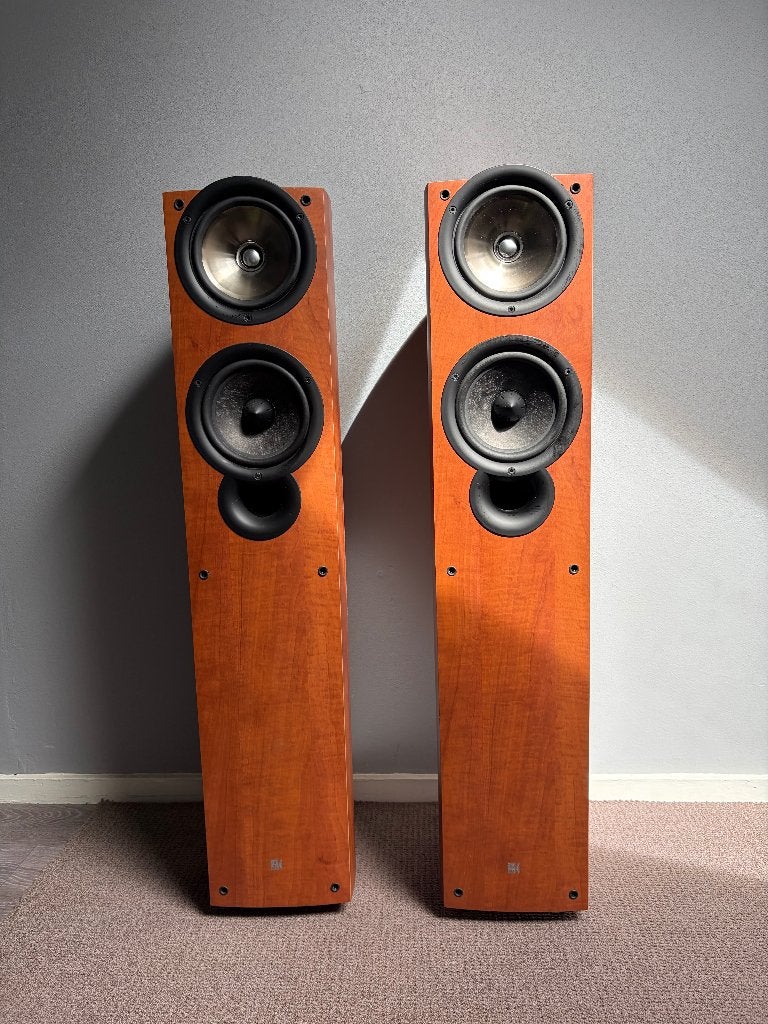 KEF iQ5vloerstaande luidsprekers - set 2 stuks, Audio, Tv en Foto, Luidsprekers, Ophalen, Vloerstaande luidspreker, Gebruikt, 120 tot 150 watt