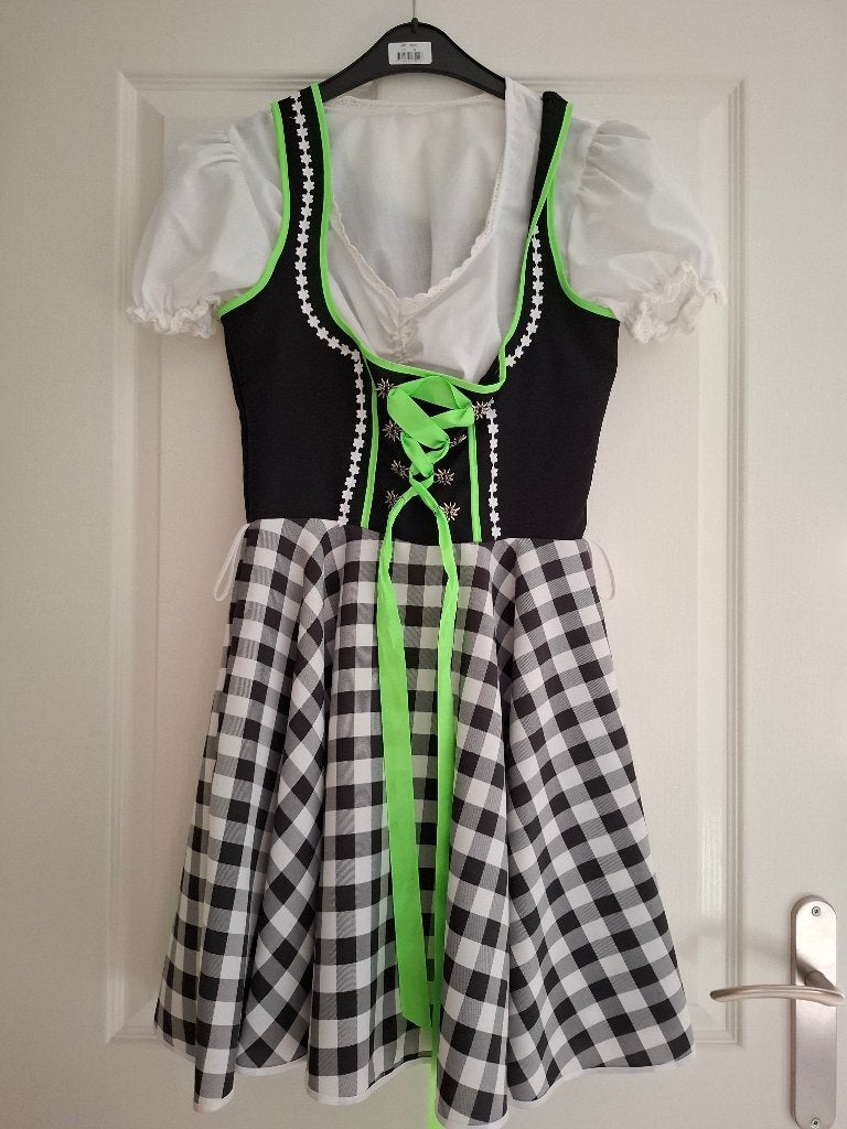 Bierfeest kleding, Ophalen, Carnaval, Zo goed als nieuw, Kleding