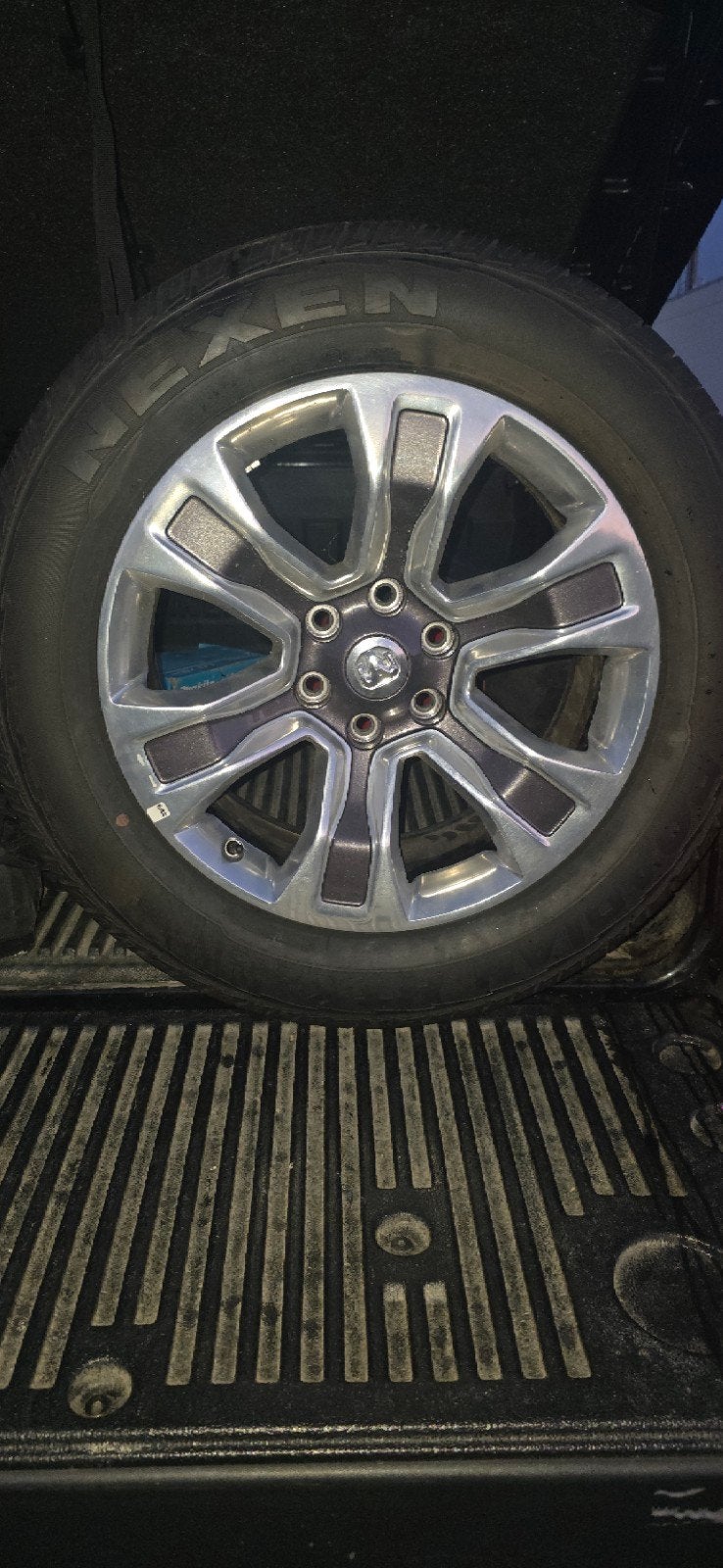 Dodge Ram Reserve Wiel - Nieuw, Auto-onderdelen, Ophalen, Nieuw, Terreinwagen, Banden en Velgen