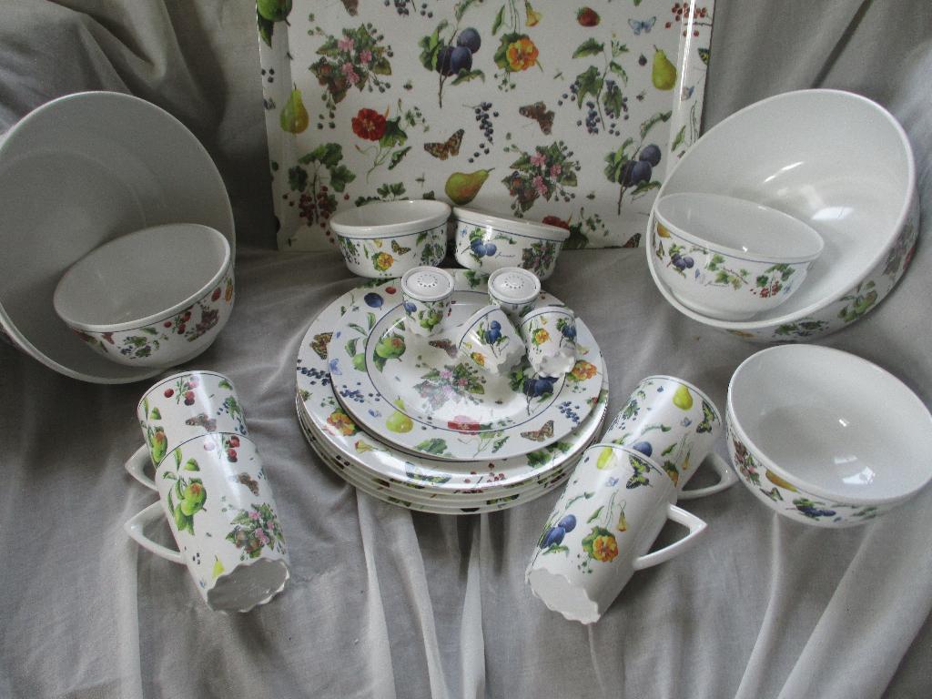 Melamine servies Mepal - Rosti / Janneke Brinkman-Salentijn, Overige materialen, Overige typen, Ophalen of Verzenden, Zo goed als nieuw