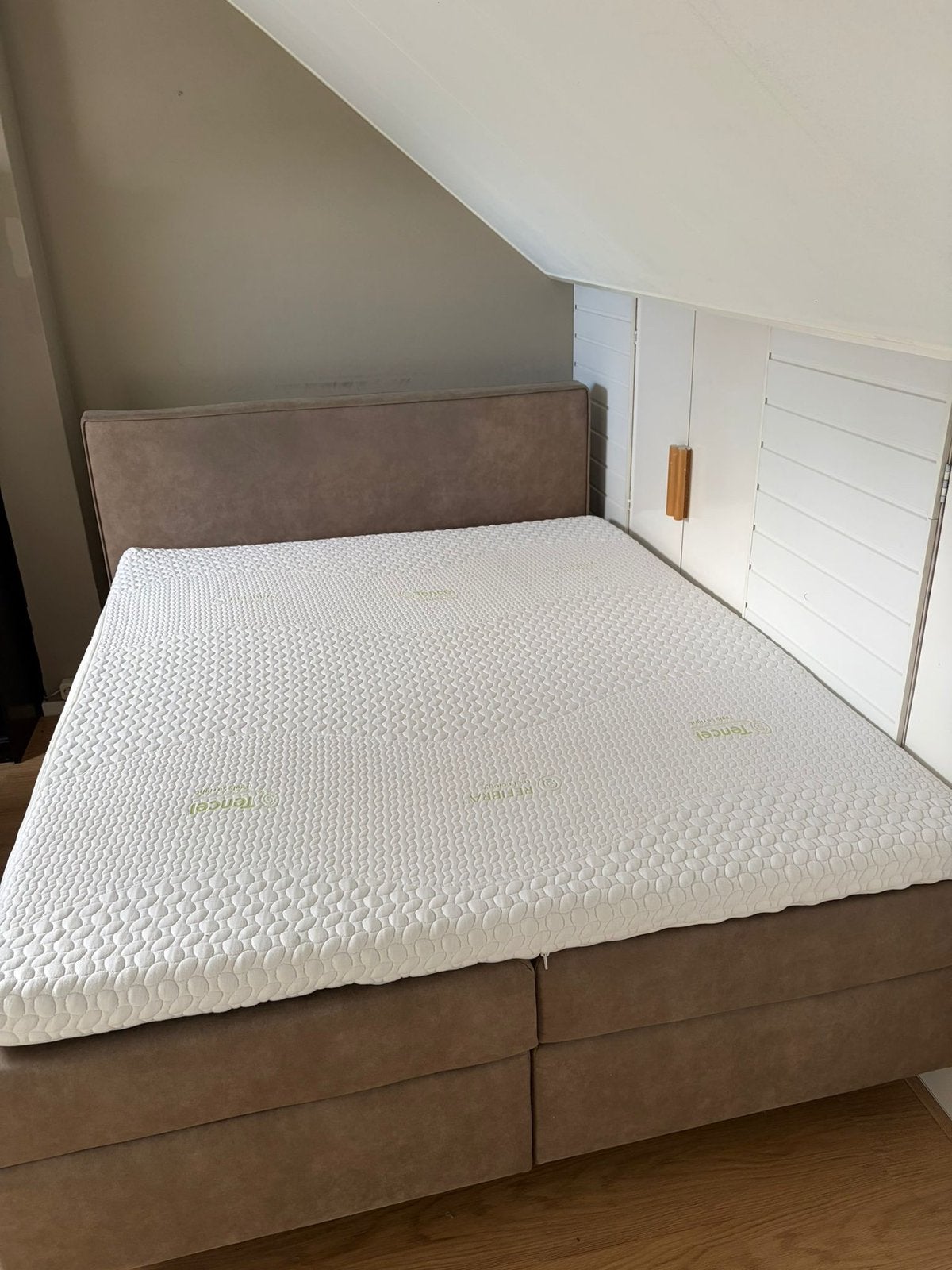 Nette boxspring 160x200 (Goossens wonen) met stevige topper., Ophalen, Gebruikt, Tweepersoons, 200 cm