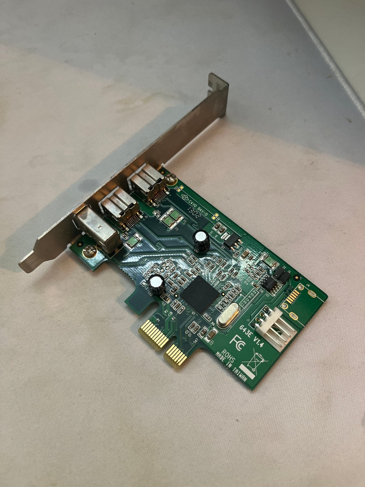 StarTech PEX1394B3 FireWire 800/400 PCI Express Adapter, Ophalen of Verzenden, Gebruikt, PCI-Express 1