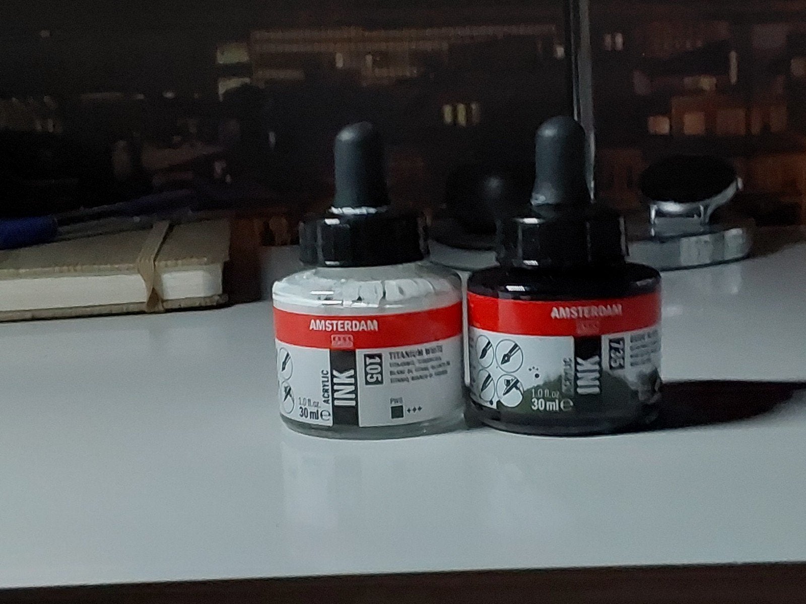 Amsterdam Acryl Inkt - Wit en Zwart (30ml), Ophalen of Verzenden, Acrylverf