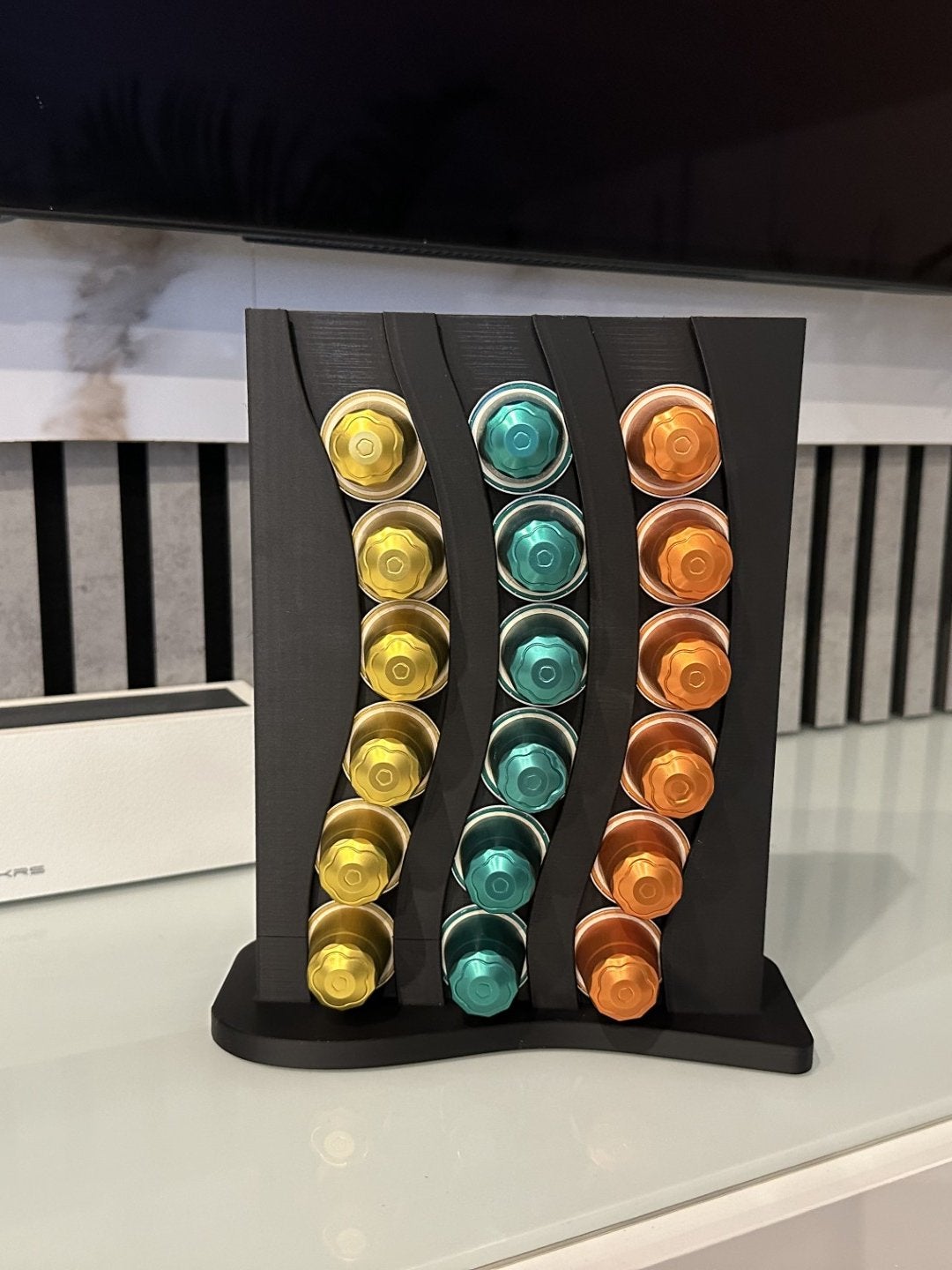 Nespresso capsulehouder - Zwart - 'But first, Coffee', Overige typen, Verzenden, Kunststof, Zo goed als nieuw