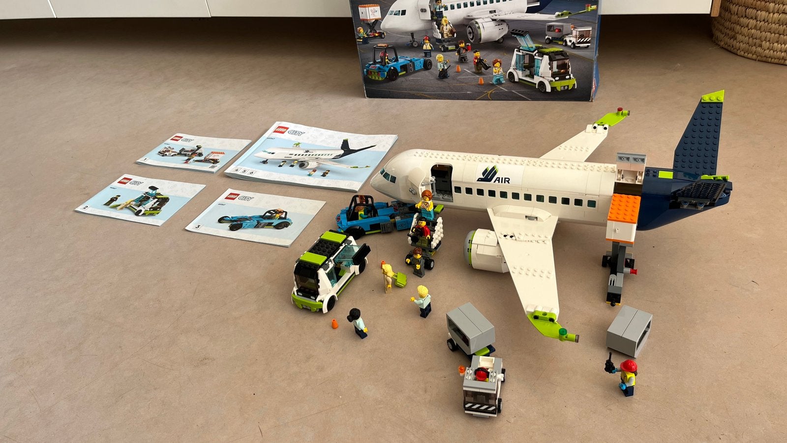 Lego City 60367 Vliegtuigset, Ophalen, City, Lego, Zo goed als nieuw