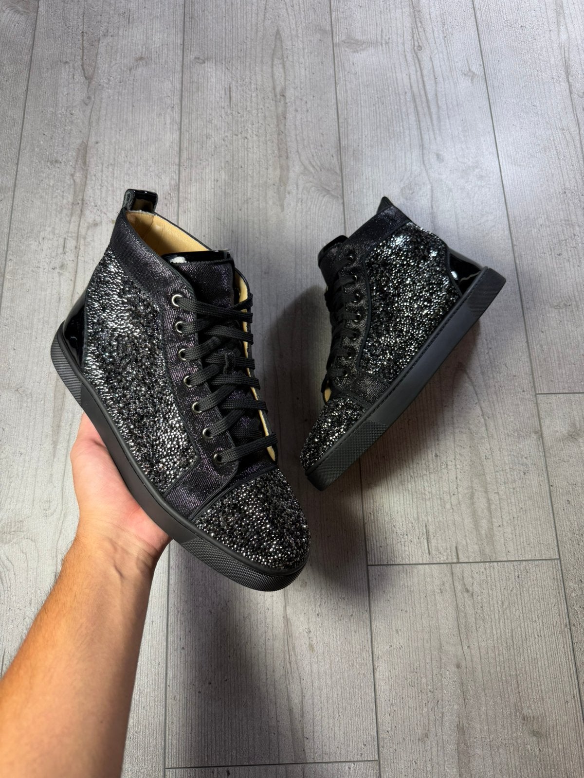 Christian louboutin, Zwart, Ophalen of Verzenden, Sneakers of Gympen, Gedragen