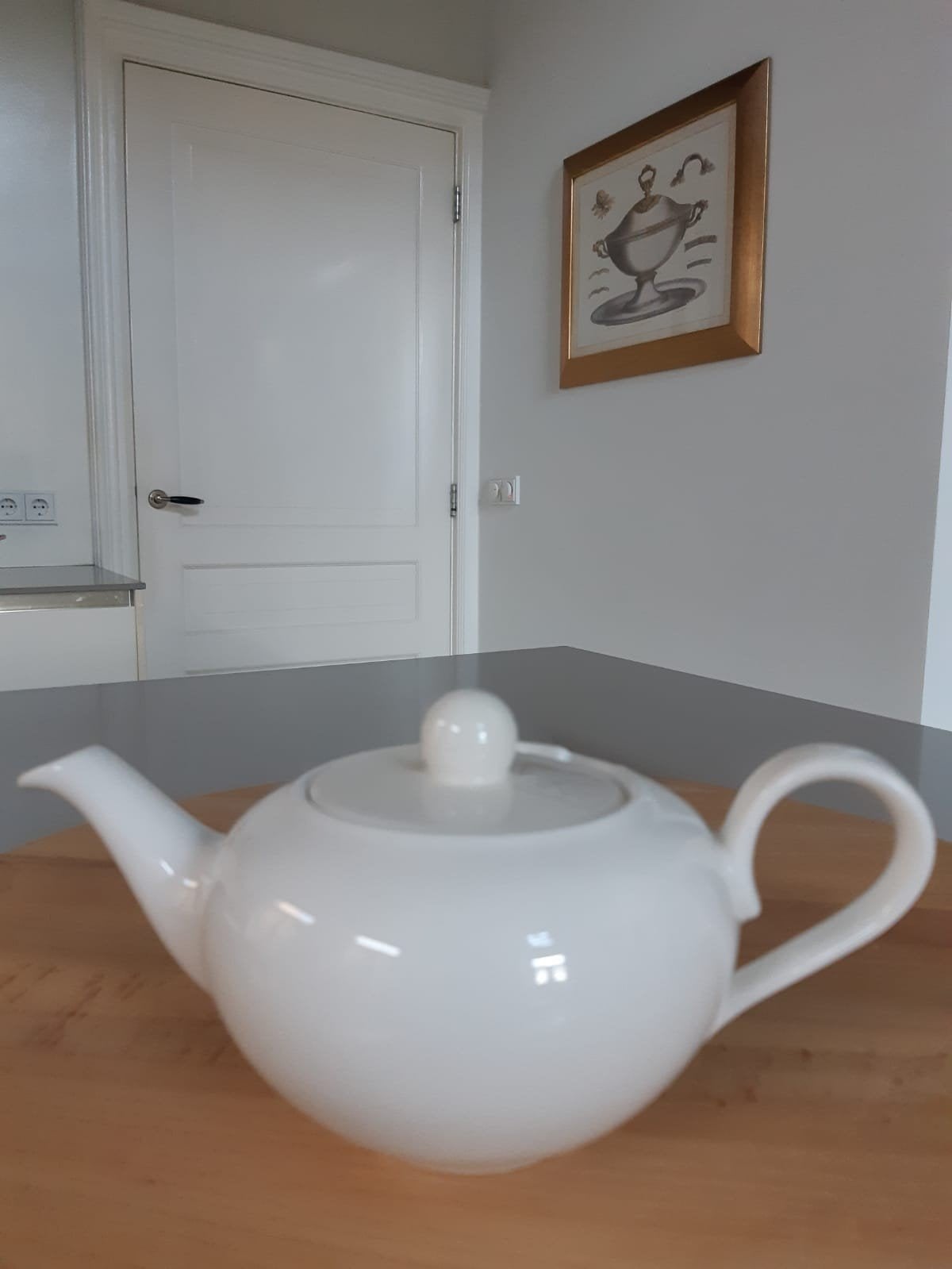 Theepotje Villeroy en Boch Royal Nieuw, Ophalen of Verzenden, Nieuw, Porselein, Overige stijlen