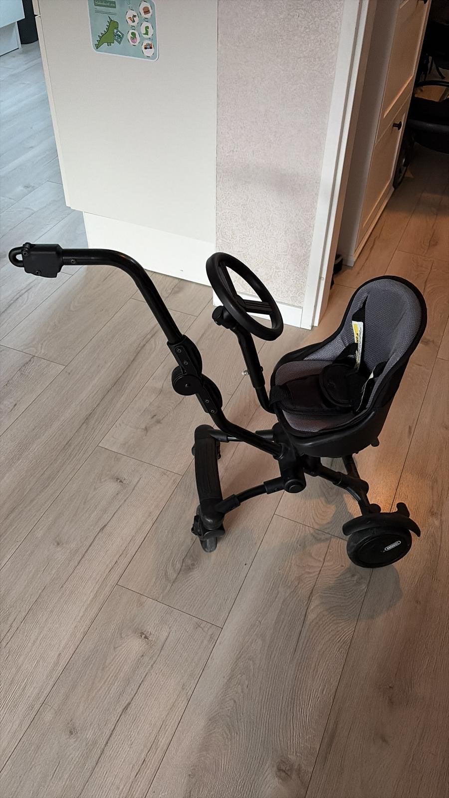 Cozy Rider Uptown Rider - Compacte en opvouwbare kinderwagen, Kinderen en Baby's, Kinderwagens en Combinaties, Verstelbare duwstang