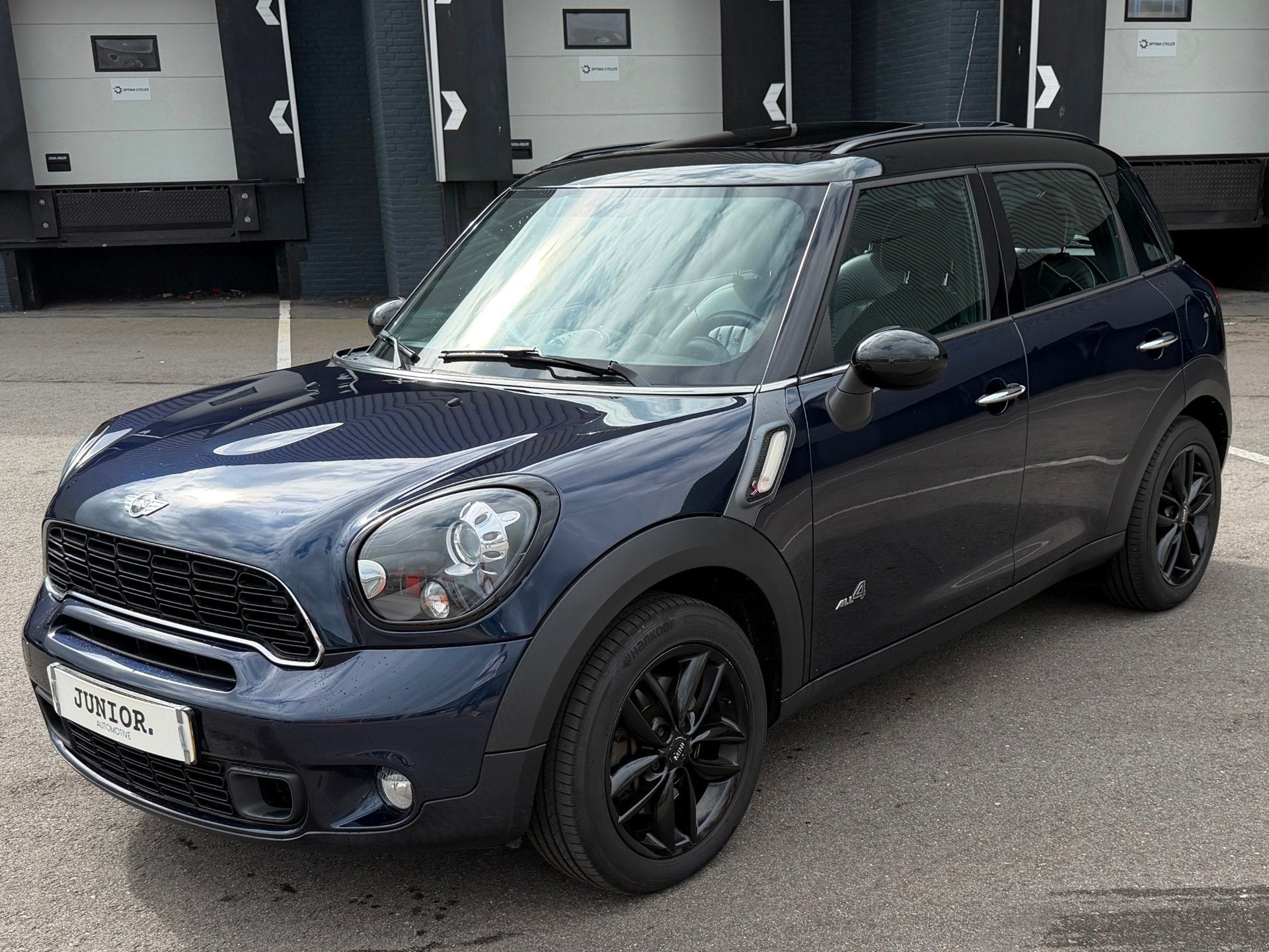 Mini Countryman 1.6 Cooper S ALL4 Chili PANORAMADAK/AUTOMAAT, 1380 kg, Gebruikt, Zwart, Blauw