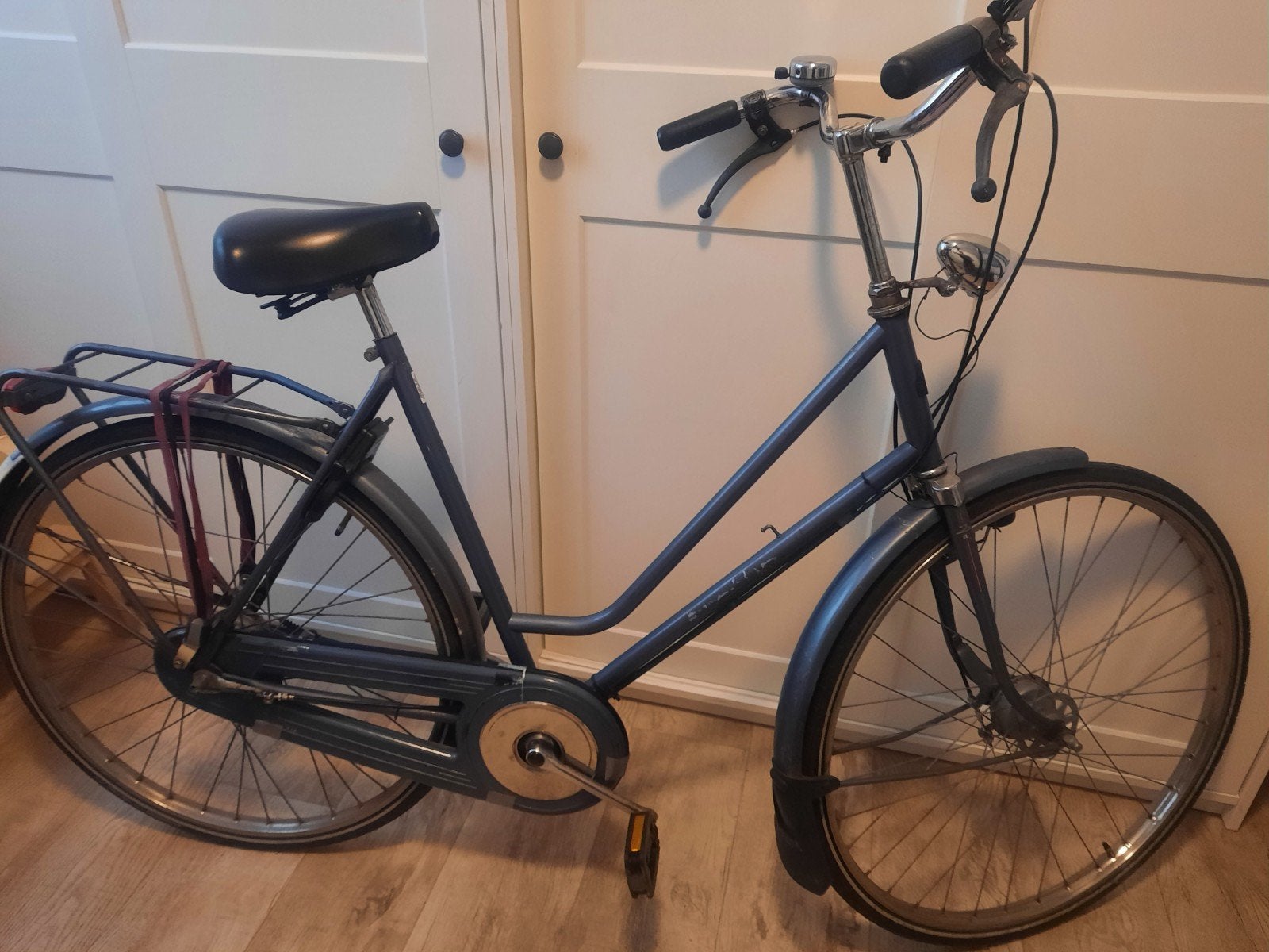 Damesfiets met 3 versnellingen, stationsfiets, Gebruikt, Versnellingen, 56 cm of meer, Trommelrem