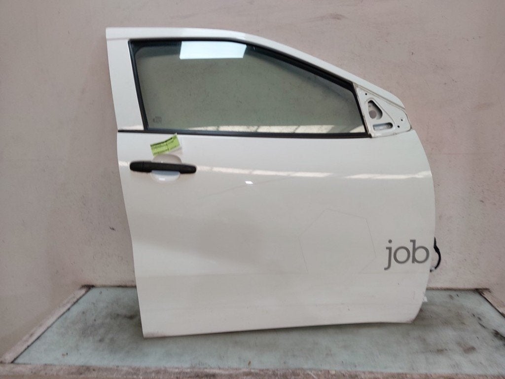 Portier Rechts Voor Toyota Aygo X (2022-03/..) 670010H080, Auto-onderdelen, Gebruikt, Kundenbetreuung@toyota.de, Toyota-Allee 2, Köln 50858, , Duitsland