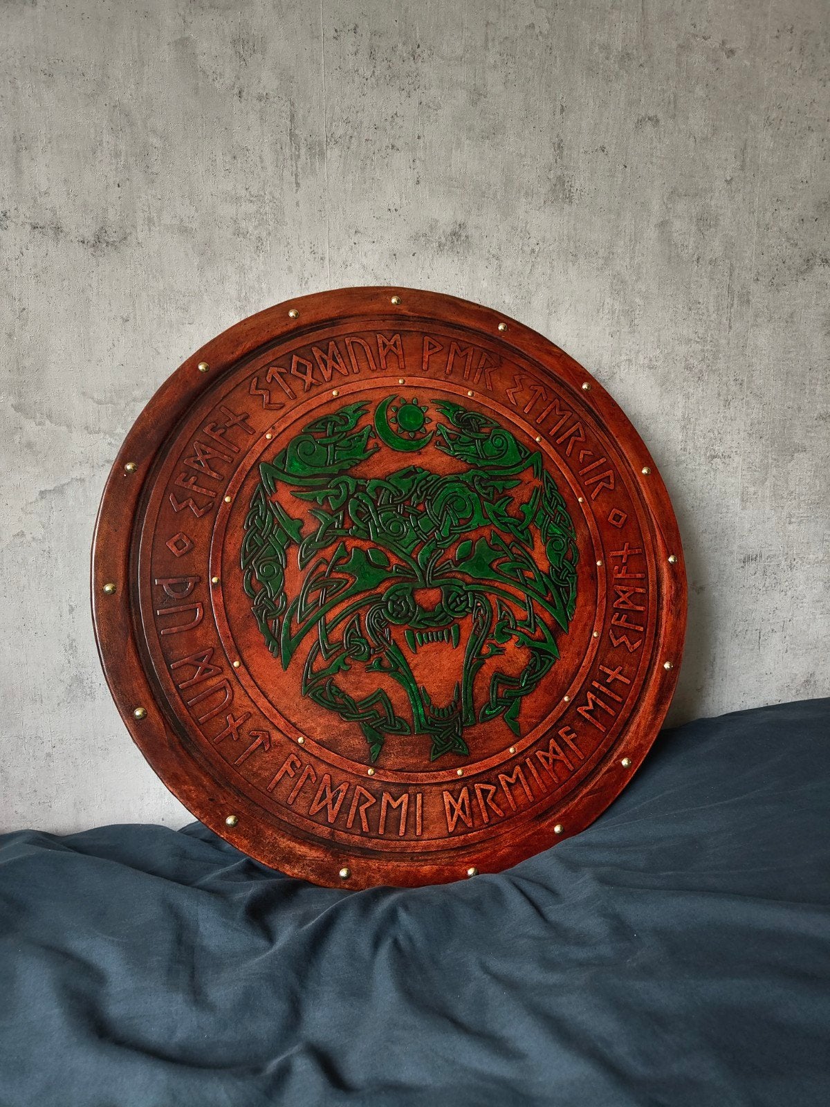 Uniek handgemaakt Viking schild met wolf design, Ophalen of Verzenden, Zo goed als nieuw
