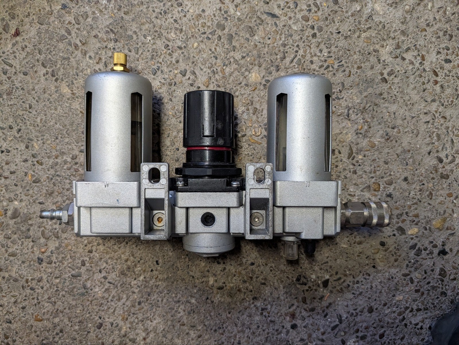 FRL-unit (Filter, Regelaar, Smeertoestel) voor perslucht, Doe-het-zelf en Verbouw, Compressors, Ophalen of Verzenden