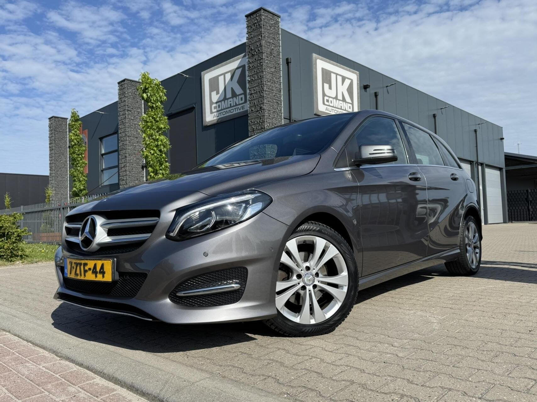 Mercedes B-klasse 180 Prestige| AUT | Cruise | Navi | Airco, Auto's, 1325 kg, Gebruikt, Euro 6, 4 cilinders