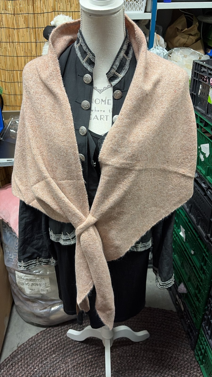 sjaal /omslagdoek 80% viscose en 20% wol in diverse kleuren, Ophalen of Verzenden, Nieuw, Maat 46/48 (XL) of groter, Sjaal