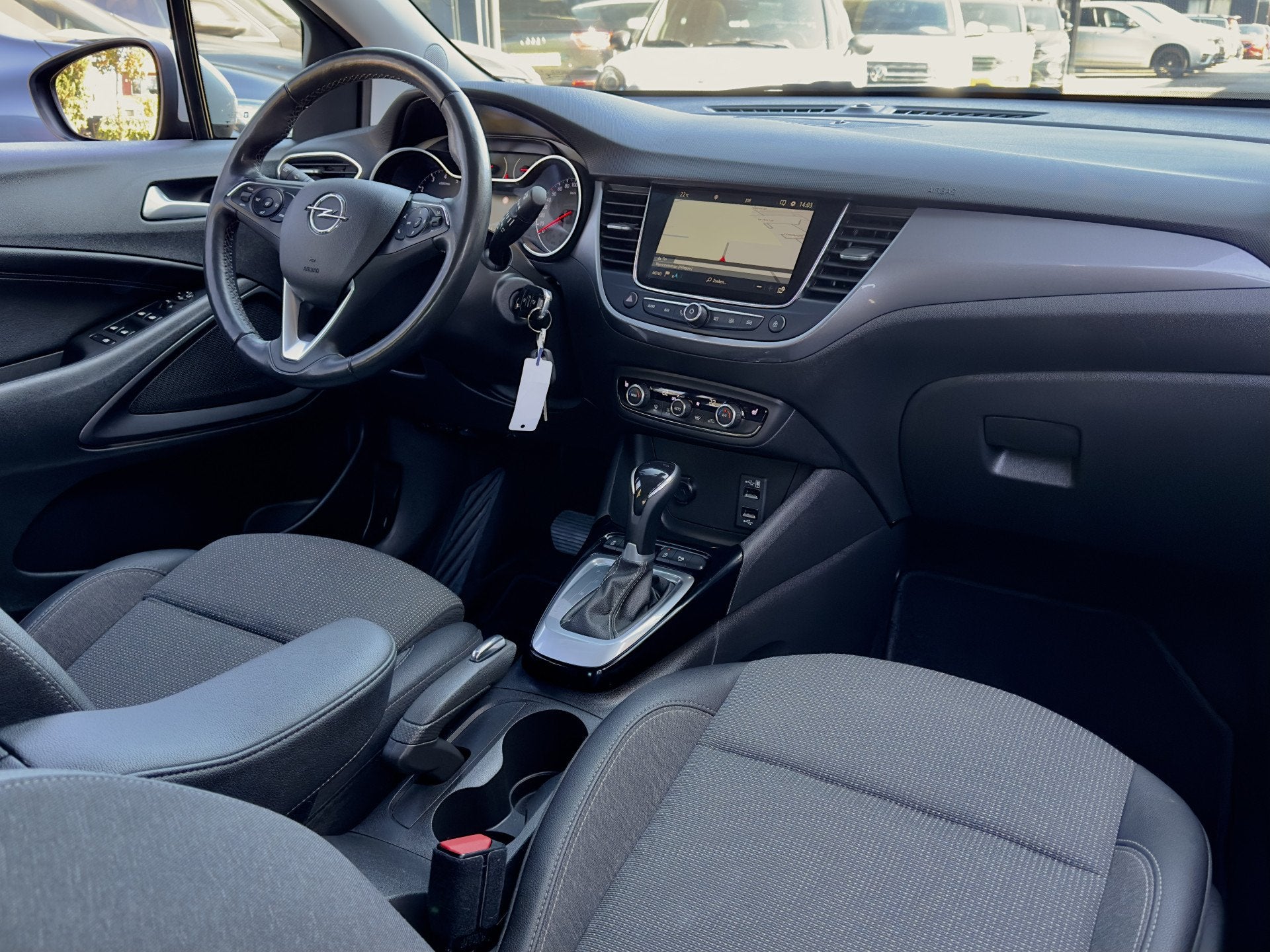 Opel Crossland 1.2 TURBO AUT6 ELEGANCE LEDER NAVI CAMERA APP, Auto's, 840 kg, Gebruikt, Euro 6, 1199 cc