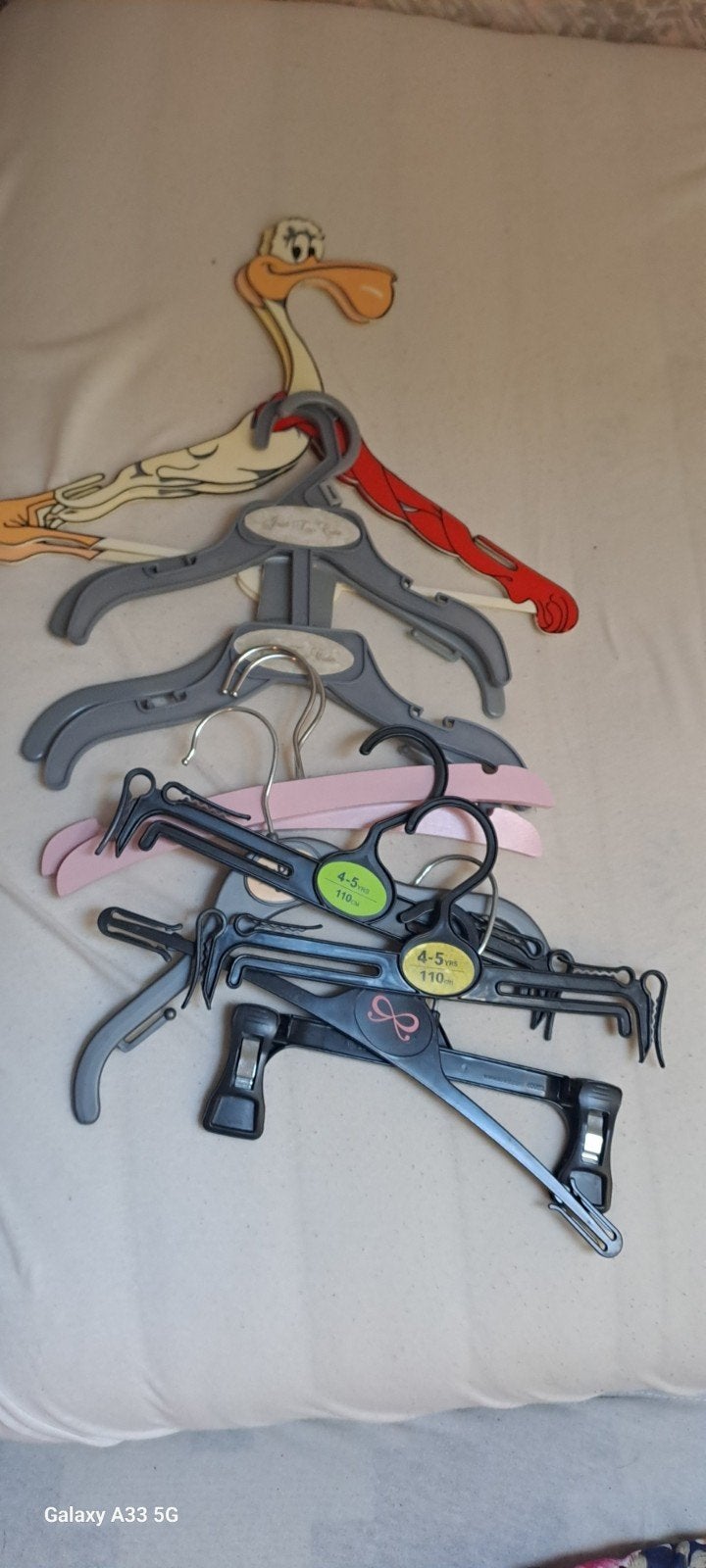 kledinghangers, Ophalen, Zo goed als nieuw, Kunststof, Kinderen