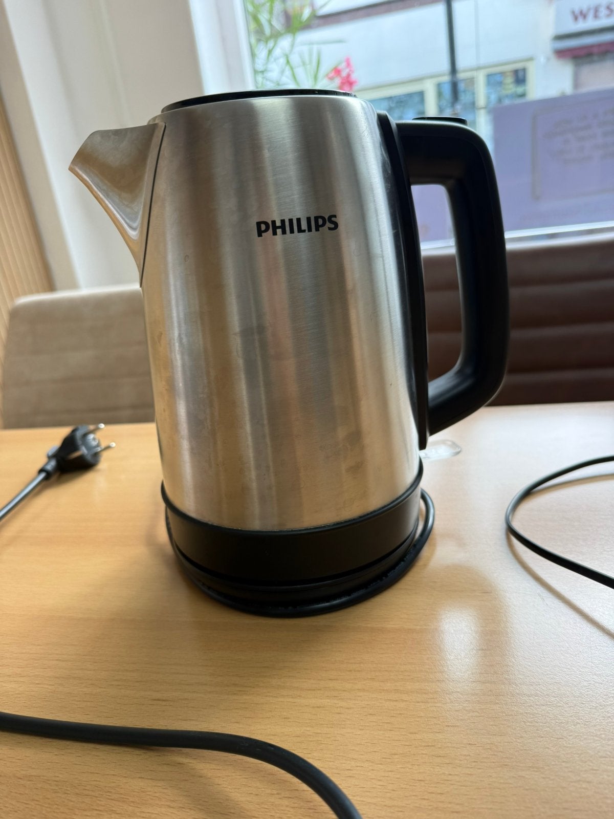Philips waterkoker, Witgoed en Apparatuur, 1 tot 2 liter, Ophalen, Zo goed als nieuw