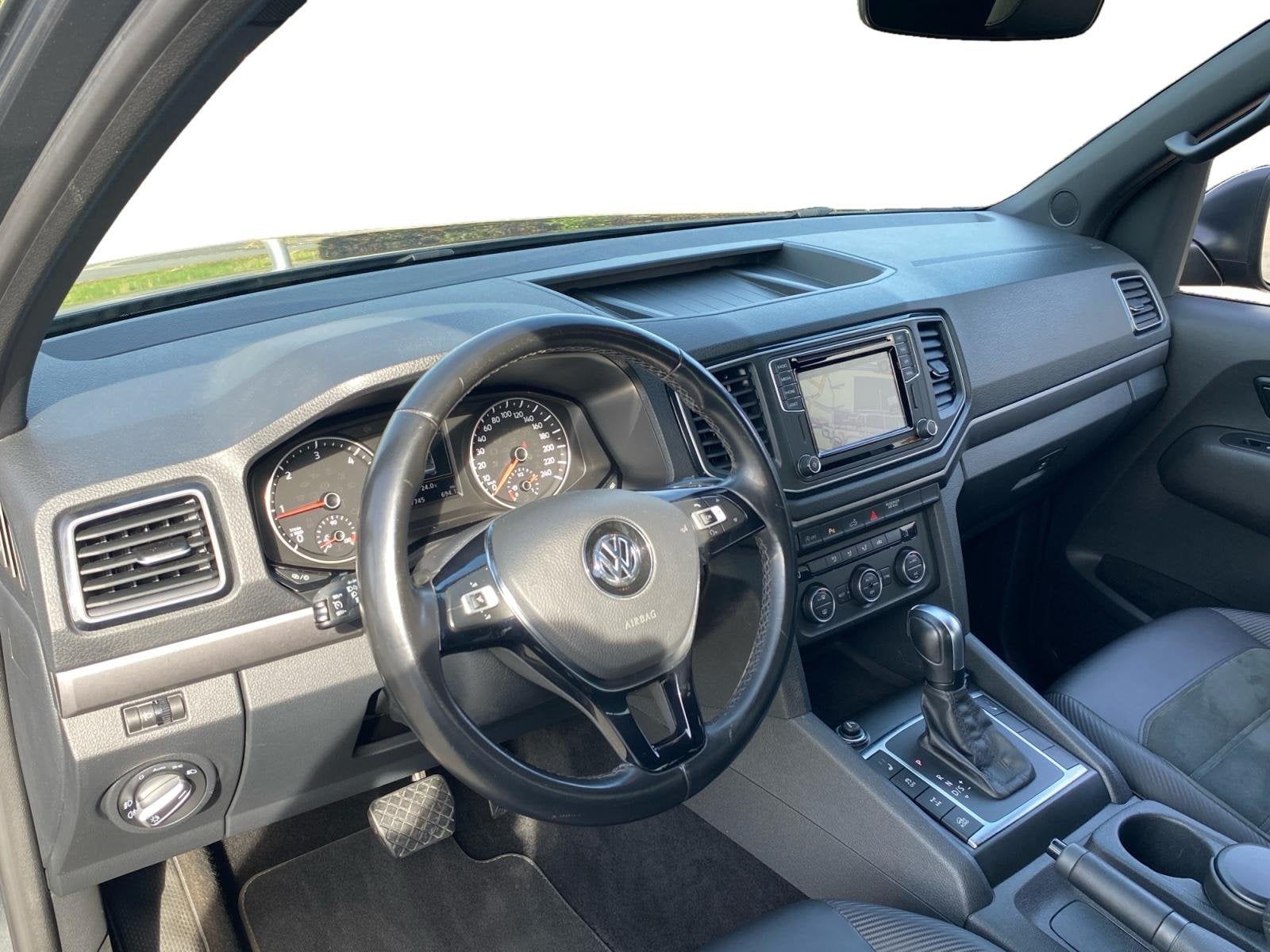 Volkswagen Amarok 3.0 TDI 4Motion Plus Cab Dark Label | Auto, Auto's, Automaat, 12 maanden, Gebruikt, Alcantara