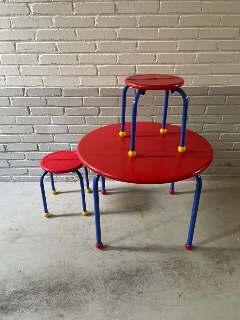 IKEA Vintage Kinderset Puzzel 1987 - Memphis Stijl, Kinderen en Baby's, Ophalen of Verzenden, Gebruikt, Tafel(s) en Stoel(en)
