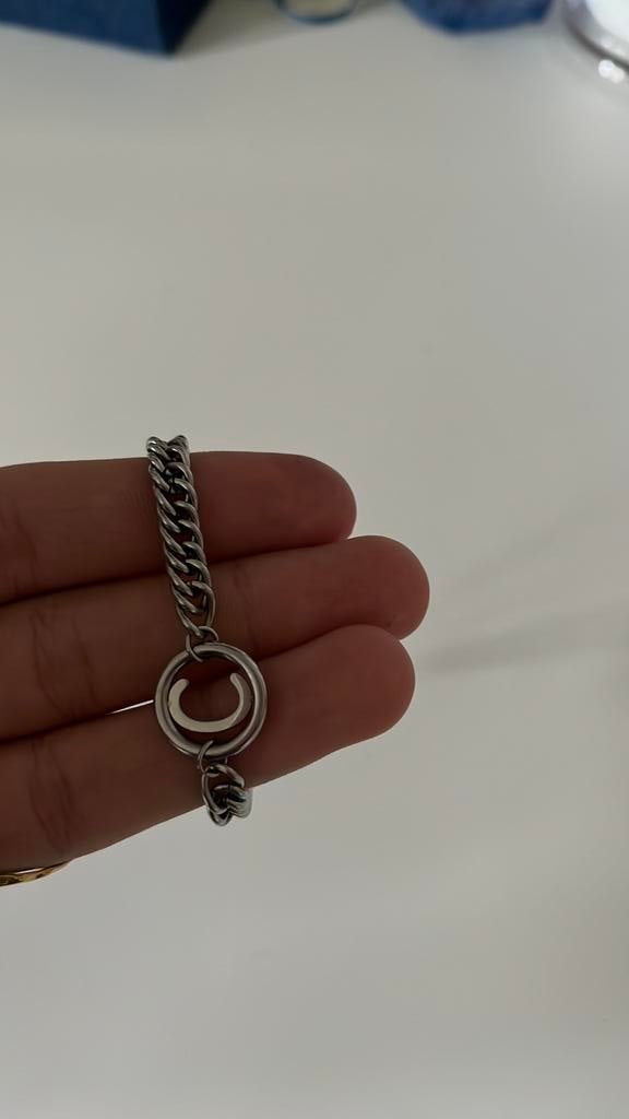 Armband C zilver, Ophalen of Verzenden, Nieuw, Zilver, Overige materialen