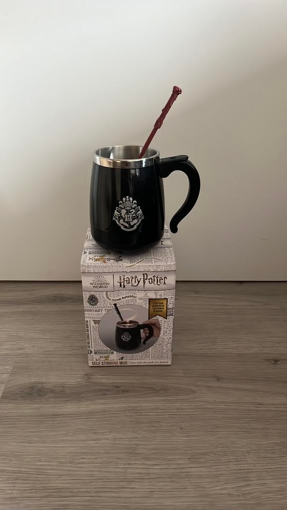 Self stirring mug Harry Potter, Huis en Inrichting, Ophalen, Overige typen, Kunststof, Zo goed als nieuw
