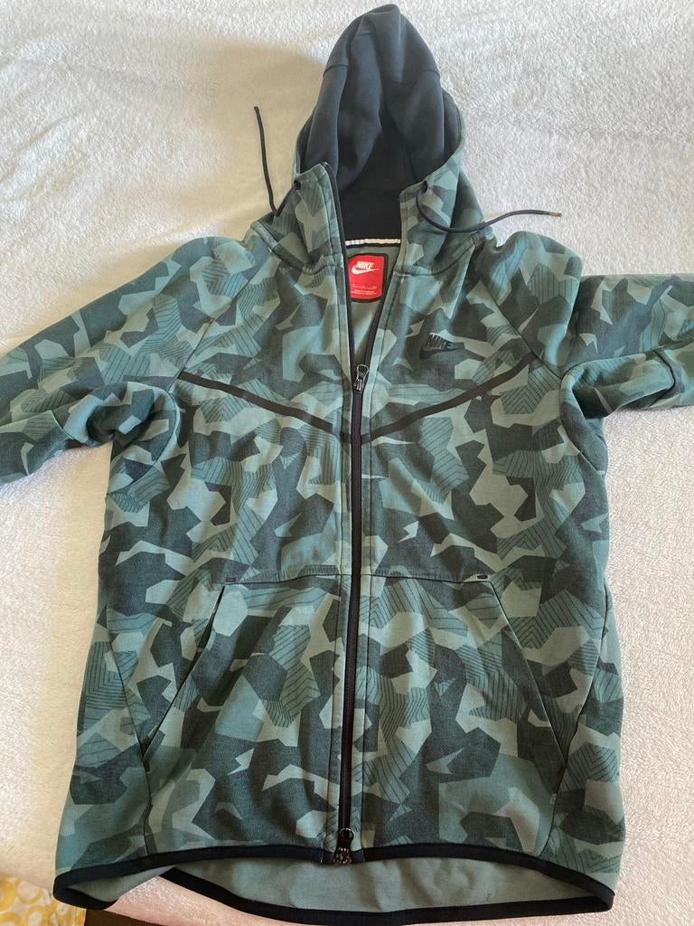 Nike Tech Fleece Camo Hoodie - Maat S, Ophalen of Verzenden, Zo goed als nieuw, Maat 46 (S) of kleiner, Groen