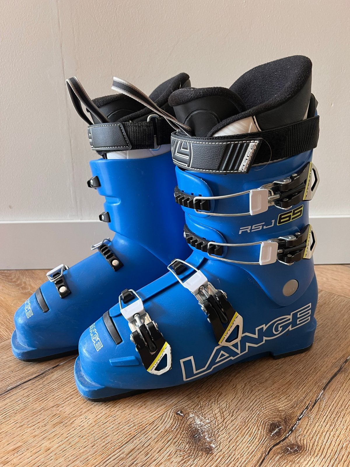 Lange RSJ 65 Junior skischoenen - Flex 65, Sport en Fitness, Skiën en Langlaufen, Gebruikt, Schoenen, Skiën, Ophalen
