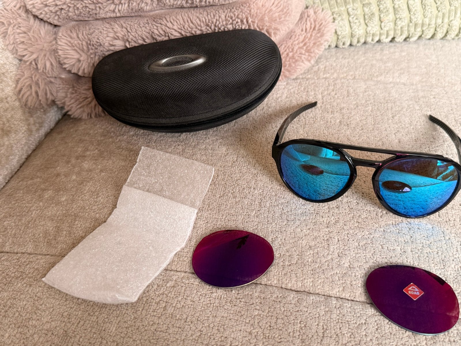 Oakley zonnebril met verwisselbare lenzen, Zonnebril, Zwart, Ophalen of Verzenden, Zo goed als nieuw