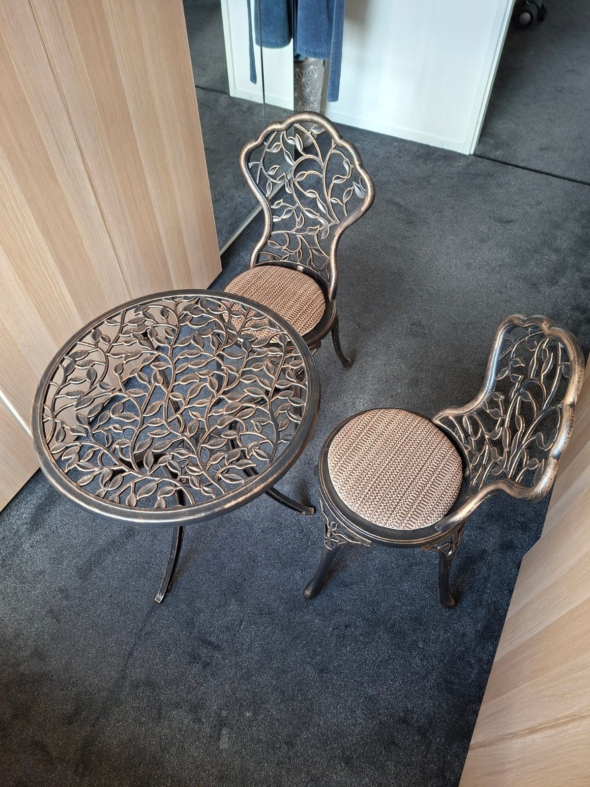 Bistroset Engelse stijl met gratis bijpassende kussentjes, Bijzettafel, Tuinset, Ophalen, 2 zitplaatsen