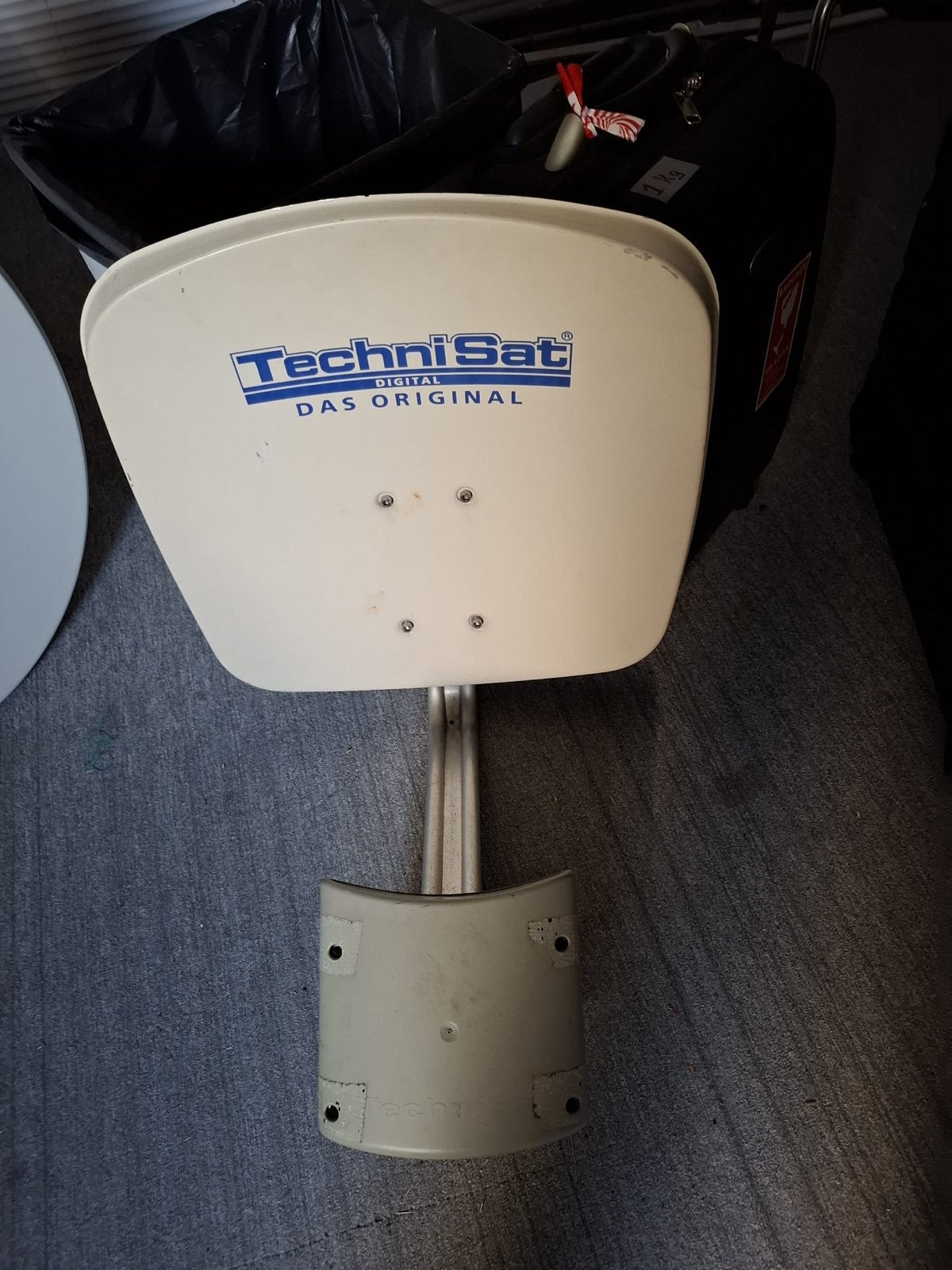 Schotelantennes: TechniSat en Schwaiger, Ophalen of Verzenden, Gebruikt, (Schotel)antenne, Overige merken