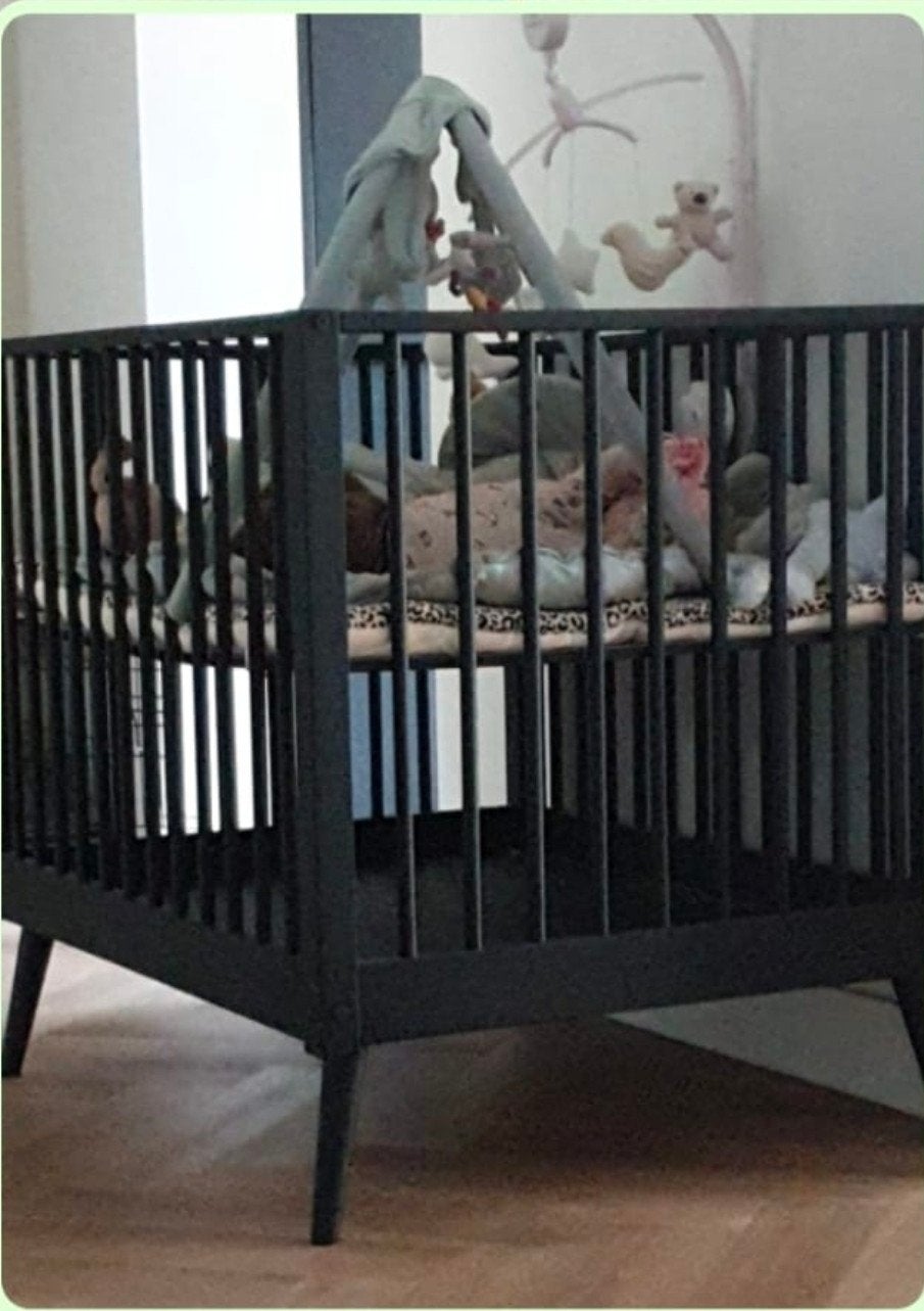 Babybox Evy mat zwart, Ophalen, Gebruikt, Rechthoekig, In hoogte verstelbaar