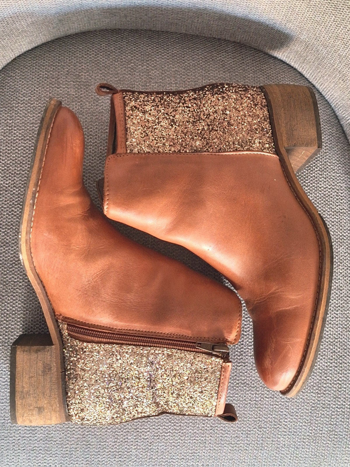🎄TOPSTAAT!   Halfhoog  bruin Leder  Laarsjes 39  Goudaccent, Bruin, Ophalen of Verzenden, Zo goed als nieuw, Lage of Enkellaarzen